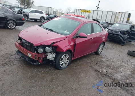 2014 Chevrolet Sonic Lt Auto из США, поврежденный, VIN 1G1JC5SG7E4121894